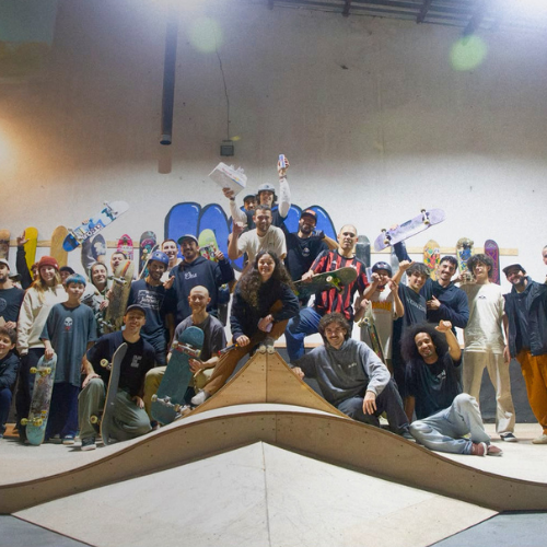 Participantes del campeonato de inauguración en la pista de El Depo